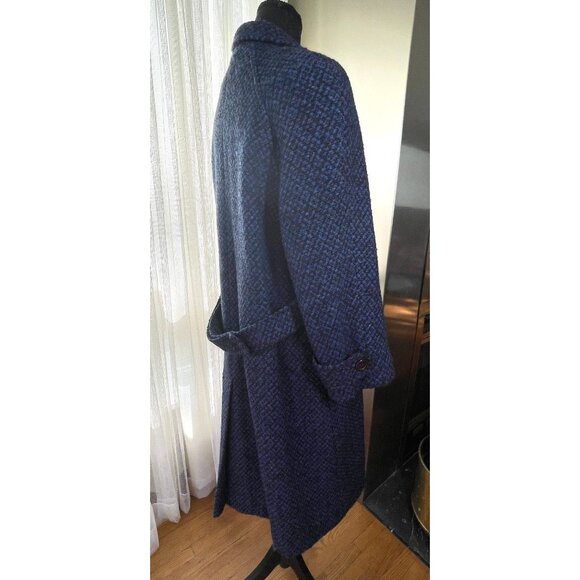Vintage 80s winter wool coat, navy and black tweed, oversized shoulders - Picture 5 of 9